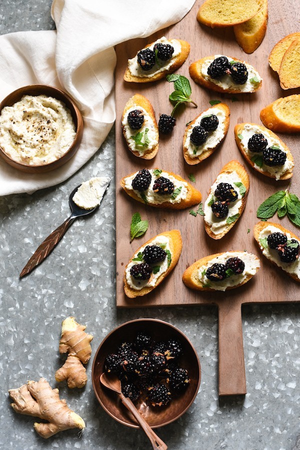 Ricotta-Crostini-with-Gingered-Blackberries-600×899