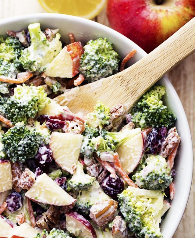 broccoli apple salad with cheddar bites