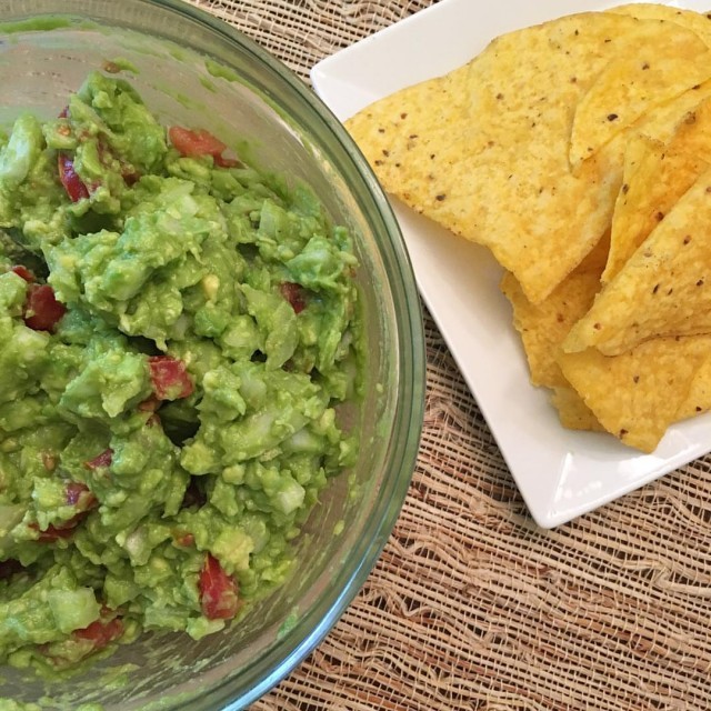 Football Sunday Guacamole