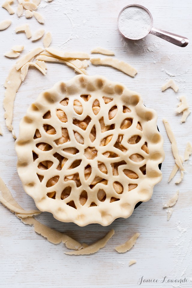 snow-flake-apple-pie-lattice