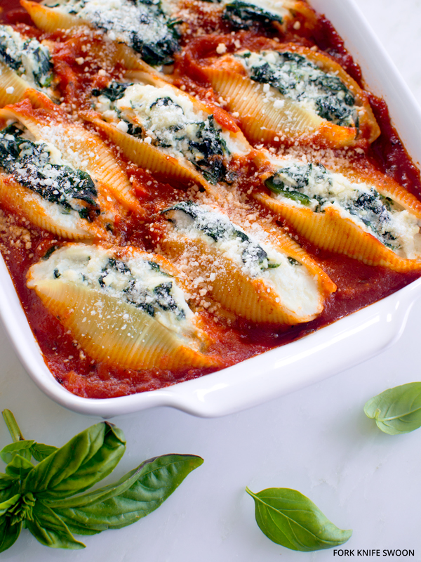 Stuffed Shells with Spinach Ricotta