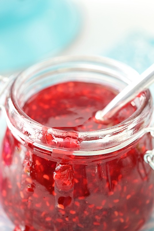 Old-Fashioned-Raspberry-Preserves-5