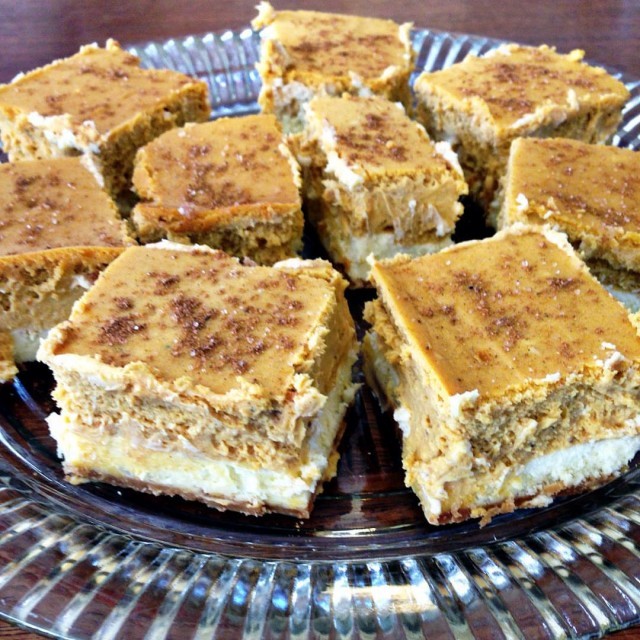 pumpkin cheesecake bars