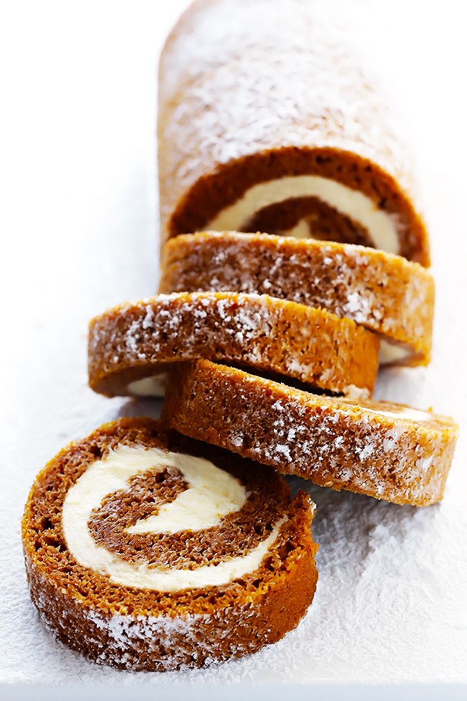 pumpkin-roll-cake