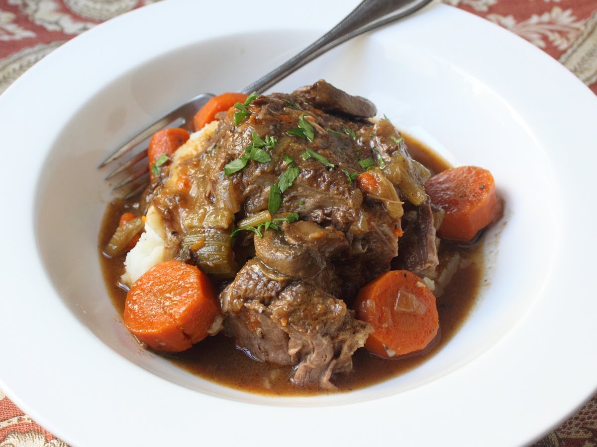 Reliving 1950’s Cooking With Slow Cooker Pot Roast